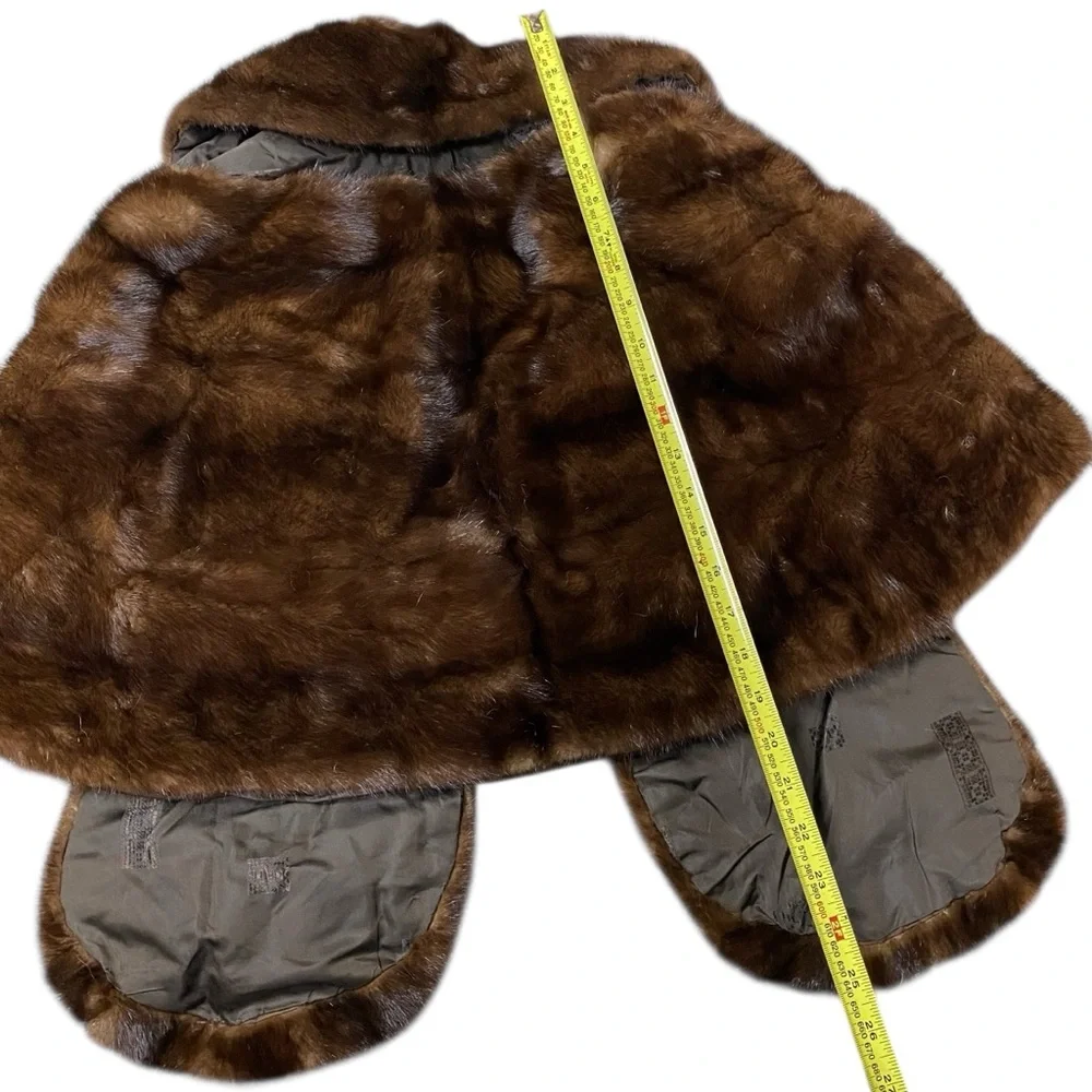 Vintage 50’s / 60’s N.L. Kaplan Brown Real Fur Shawl - Picture 9 of 13